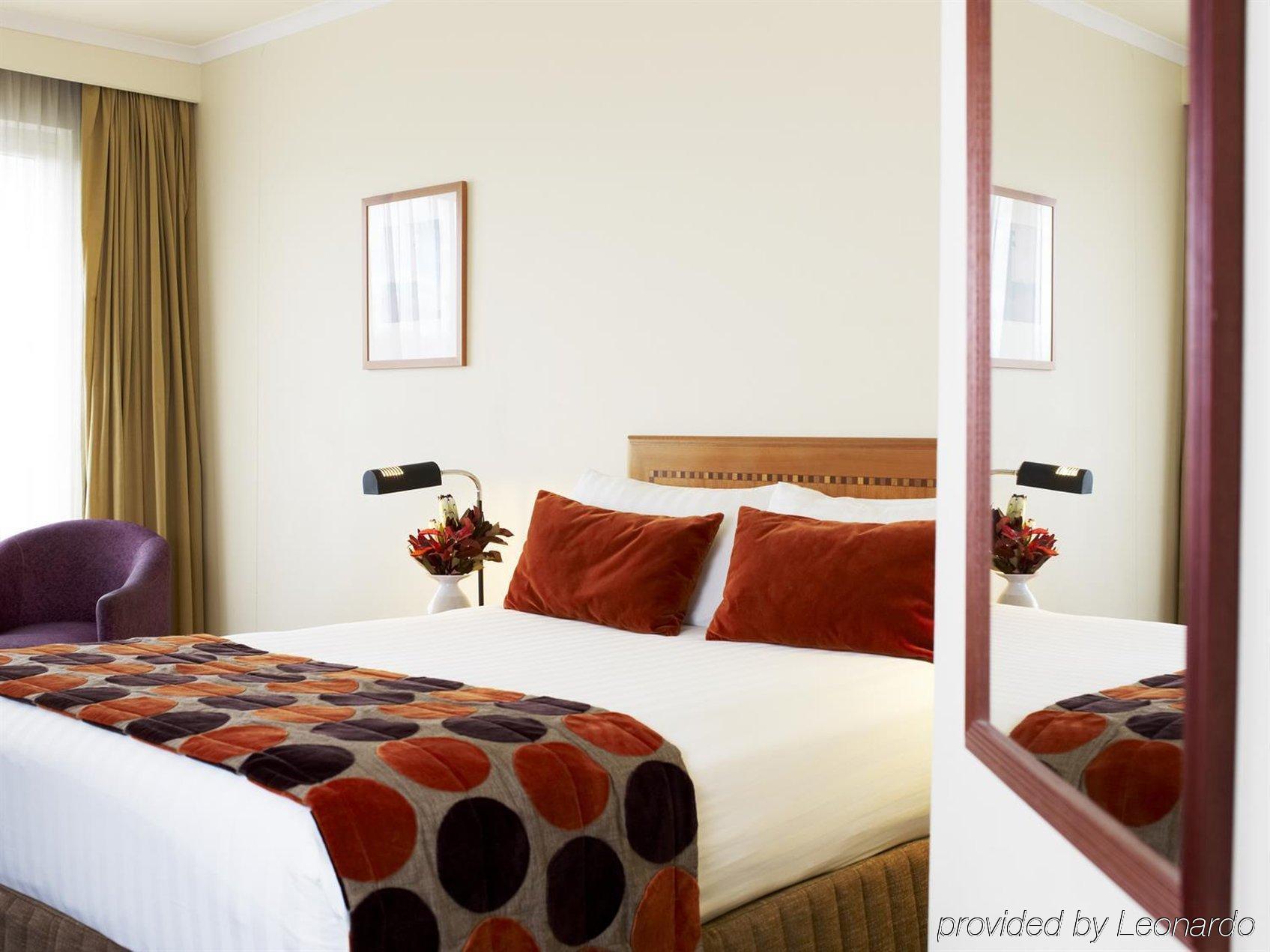 Rydges 4*