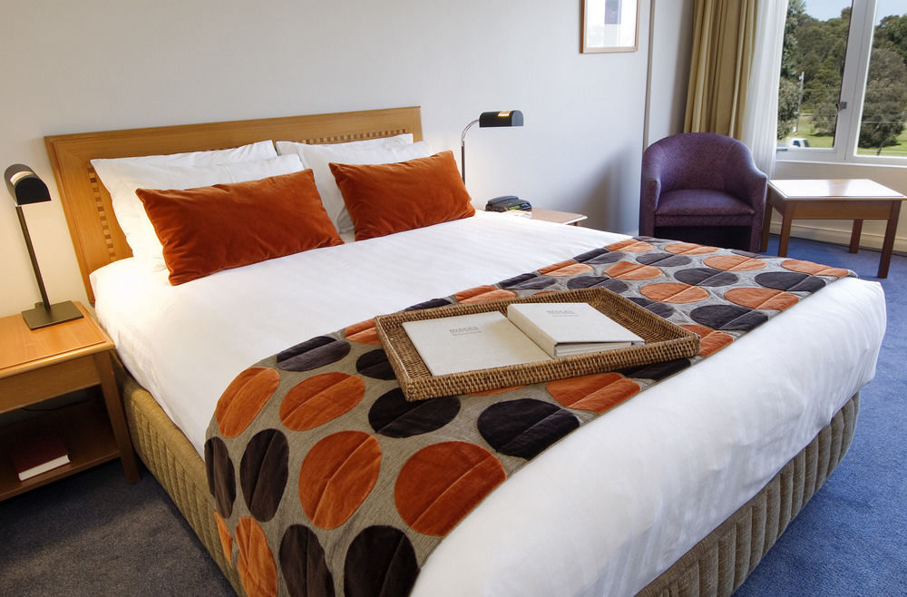 Rydges Hotel 4*